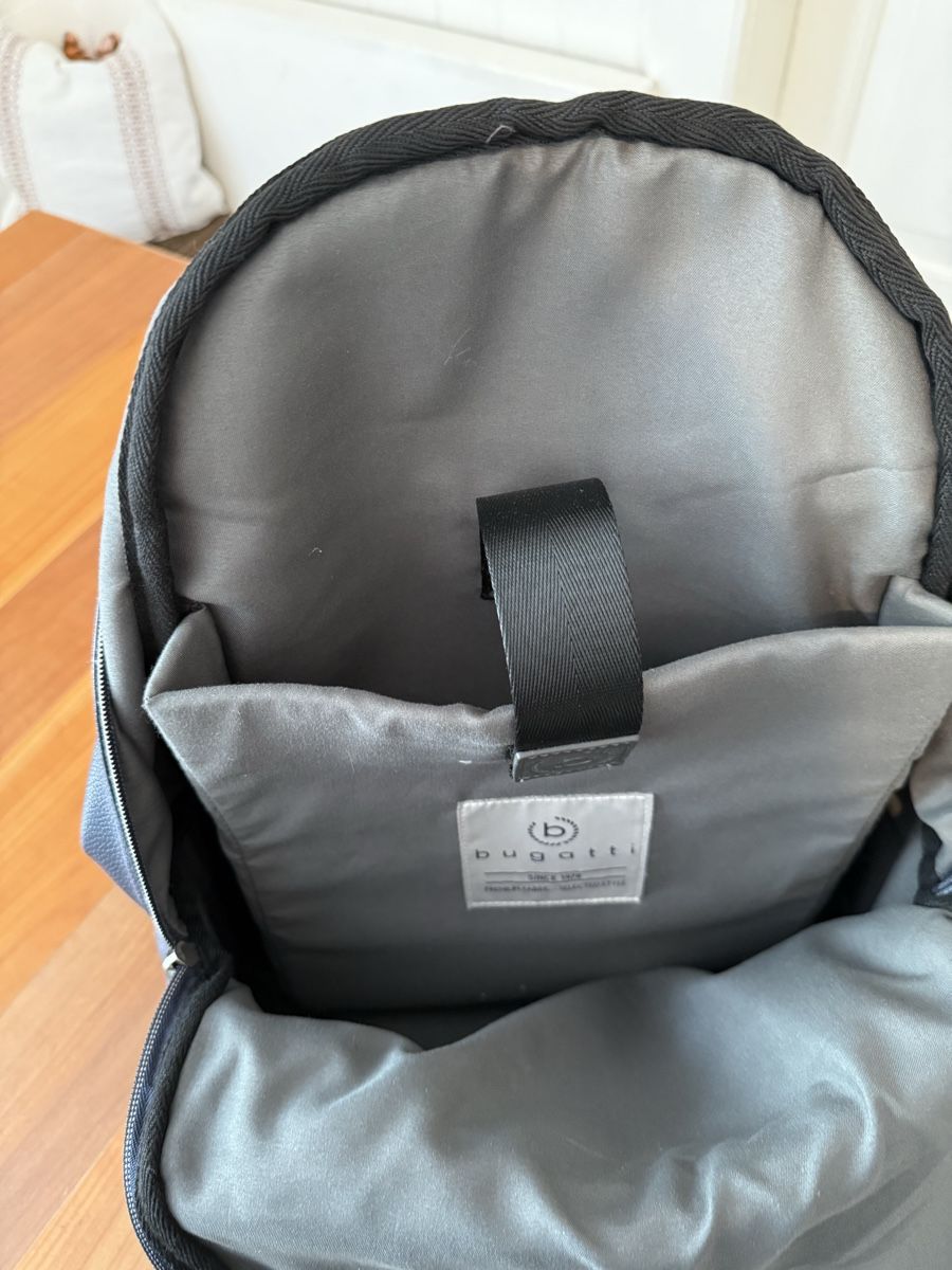 Zaini: Bugatti Rucksack Blau Laptoprucksack Business Freizeit – Usato da Frick venduto da nannali98 3