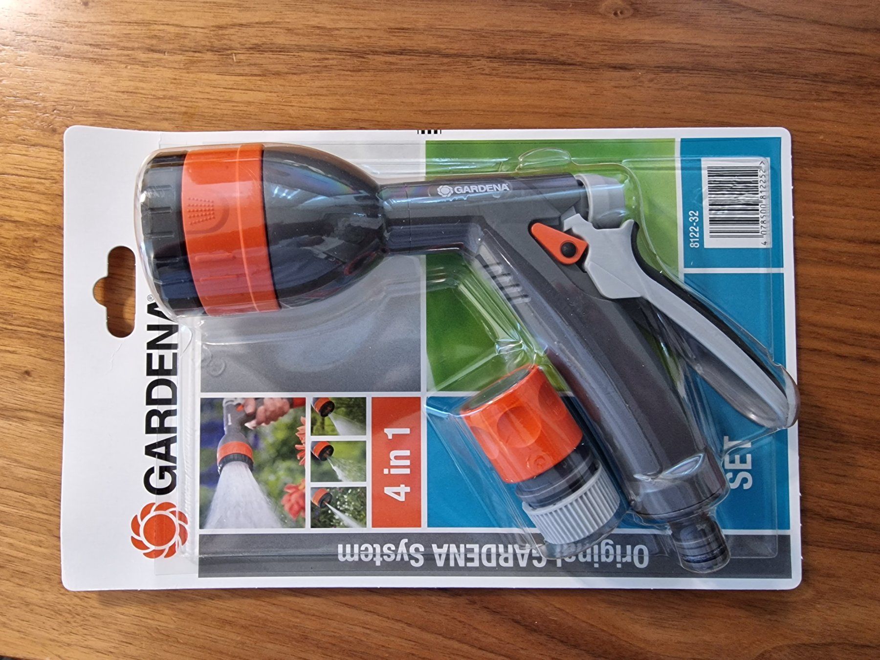 Gardena Bewässern & Giessen: Classic Multifunktions-Brausen Gardena / 4 in 1 Brause – Neu und originalverpackt aus Zürich von  2