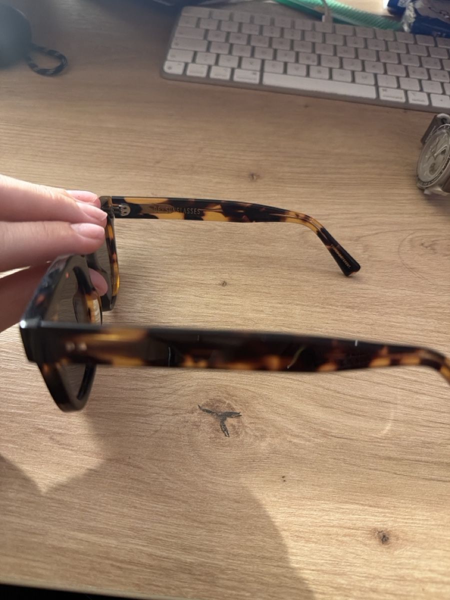 Occhiali & Lenti: Sunglasses Tortoiseshell Frame Unisex – Nuovo (secondo la descrizione) da Hausen AG venduto da nik_9sg2 1