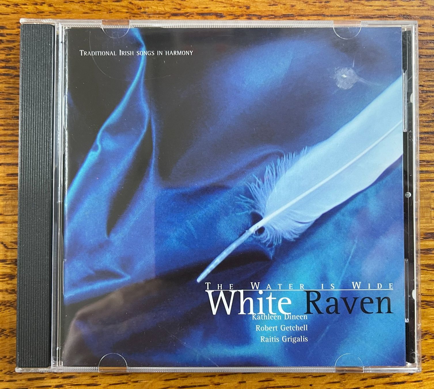 CD: The Watter is Wide - White Raven CD – Usato da Oftringen venduto da Vucki