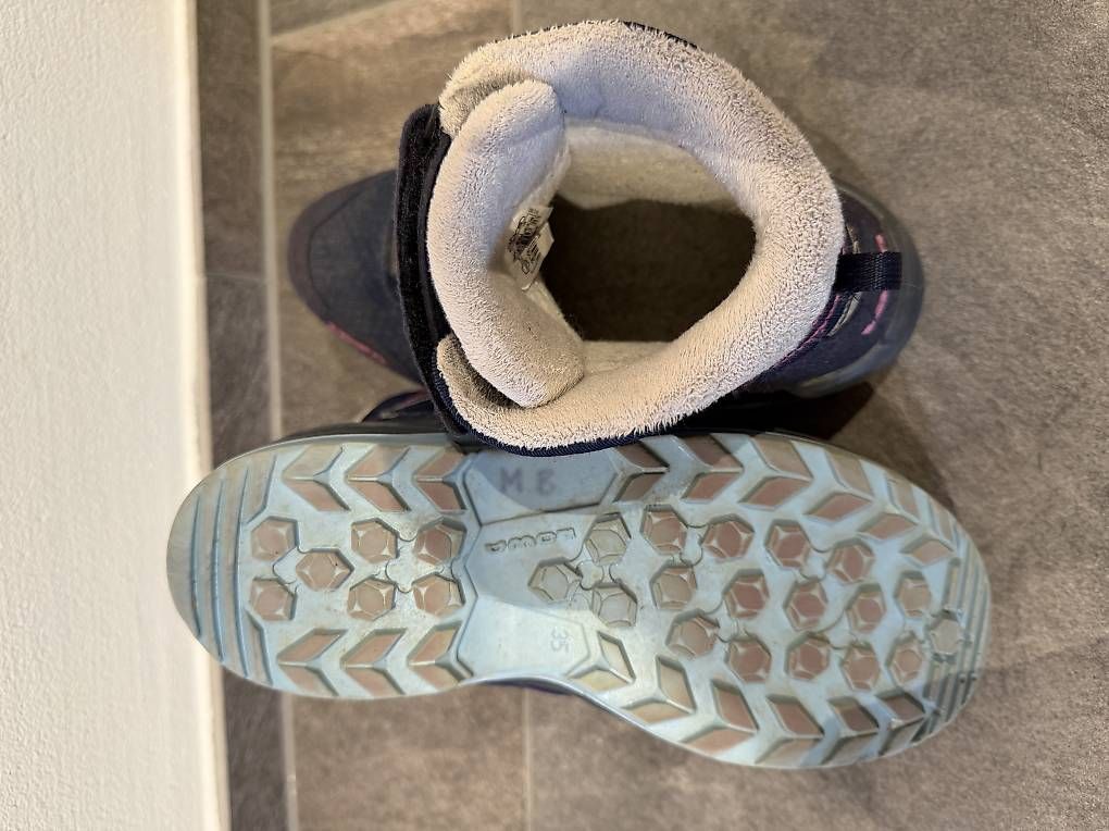 Schuhe für Jungen: Winterwanderschuh Lowa Grösse 35 – Gebraucht aus Tägerschen von fruehling2007 1