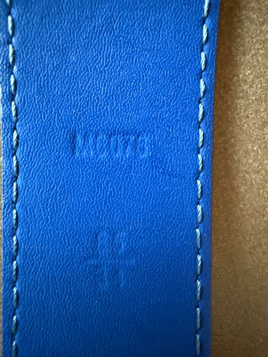 Louis Vuitton Cinture: LOUIS VUITTON GÜRTEL TWIST blau – Usato da Castagnola venduto da joonam 3
