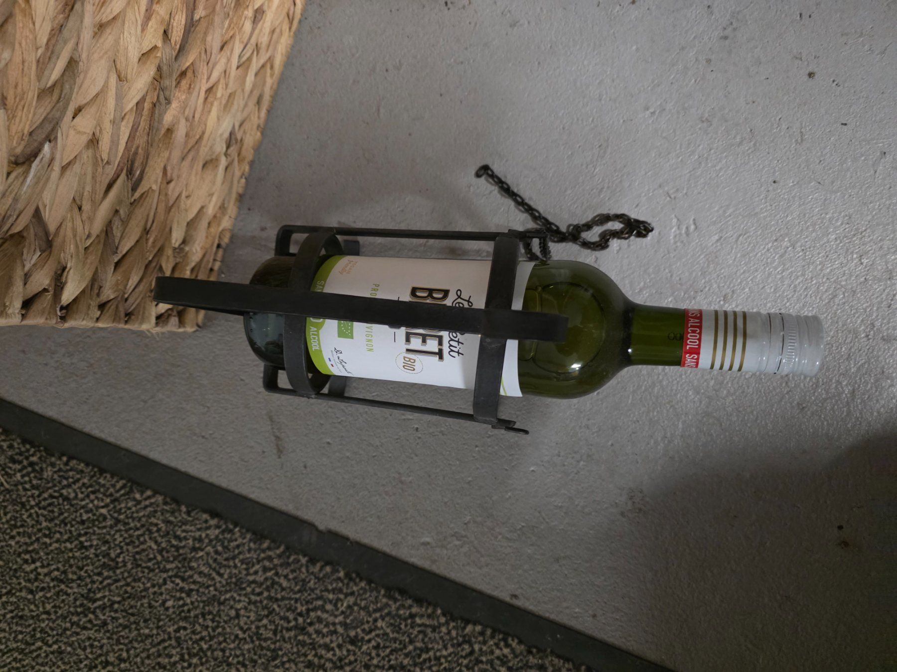 Portabottiglie: Wein Flaschen Halter Metall Ständer – Usato da Walterswil BE venduto da Lonitti 3