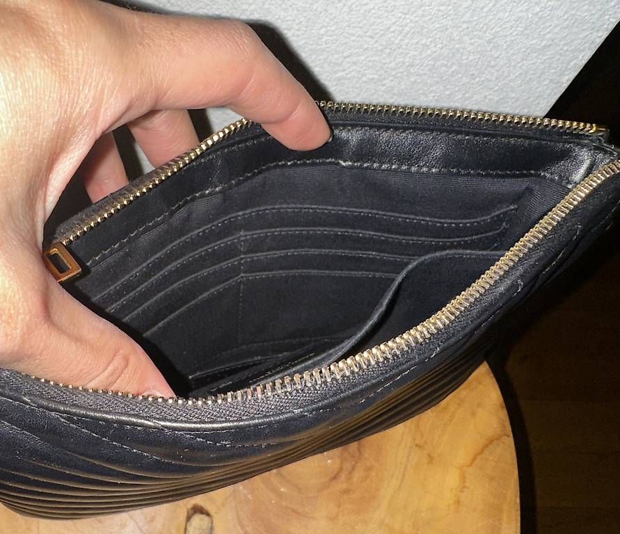 Saint Laurent Borse da donna: Saint Laurent Pouch (Handtasche) – Usato da Zürich venduto da Duki88 3
