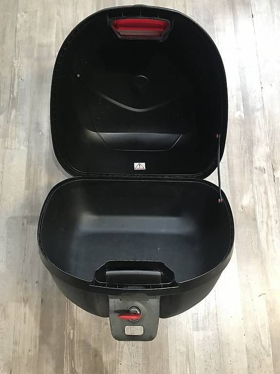Topcase: Top Cases GIVI Koffer – Usato da Schlieren venduto da motostyling 2