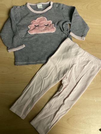 Migros Pyjama gestreift mit Wolkenmotiv Gr.86