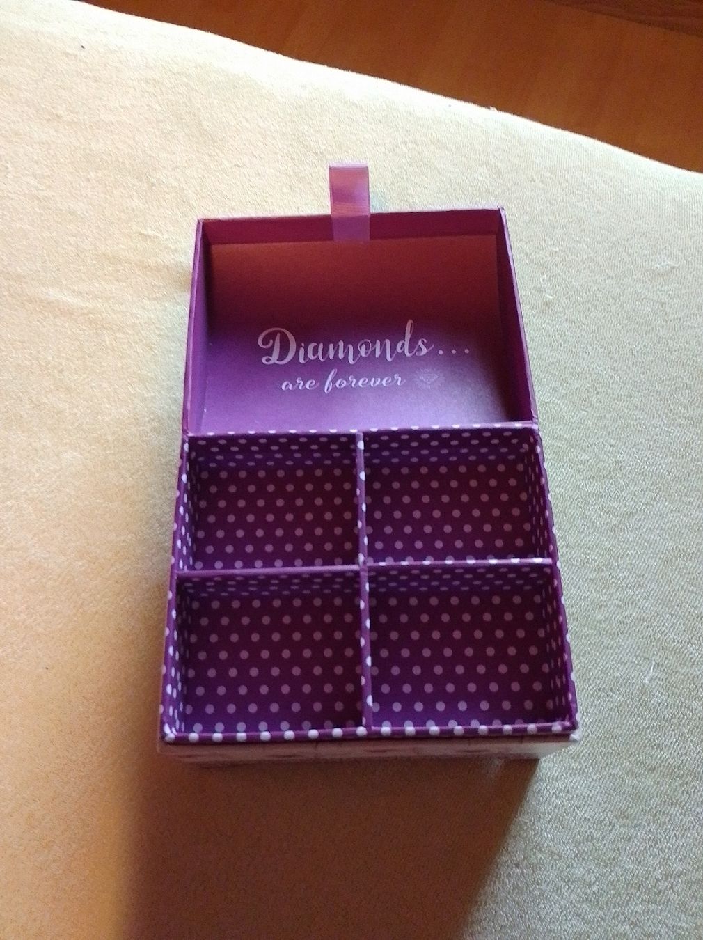 Schmuckkästen: Boîte à bijoux en carton – Neu (gemäss Beschreibung) aus Gumefens von izalala 2