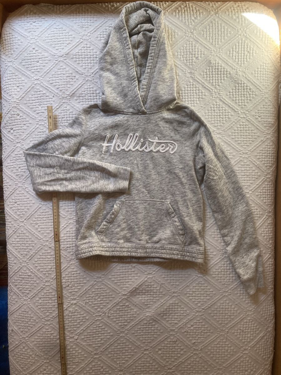Pulls et sweat-shirts: Sweater à capuche  – D'occasion à Cortébert par col_h56s