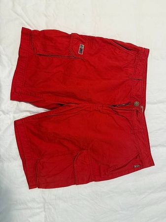 NAPAPJRI SHORTS SIZE 36- MEN!