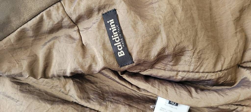 Jacken: Sehr schöne Wildlederjacke der Marke Baldinini – Gebraucht aus Zufikon von andrea0510 3