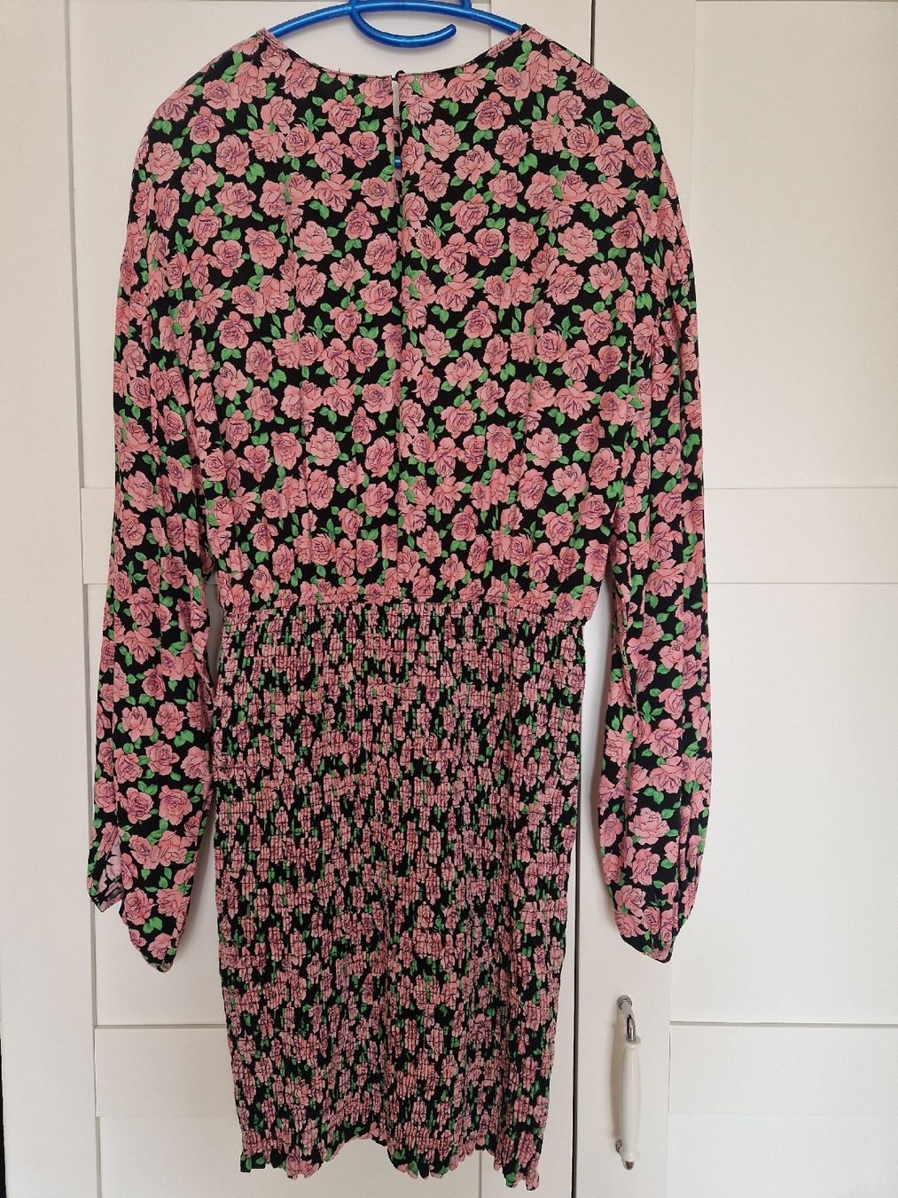 Zara Vestiti: Robe Zara à fleurs roses, taille M – Usato da Pully venduto da Patriciaeve 4