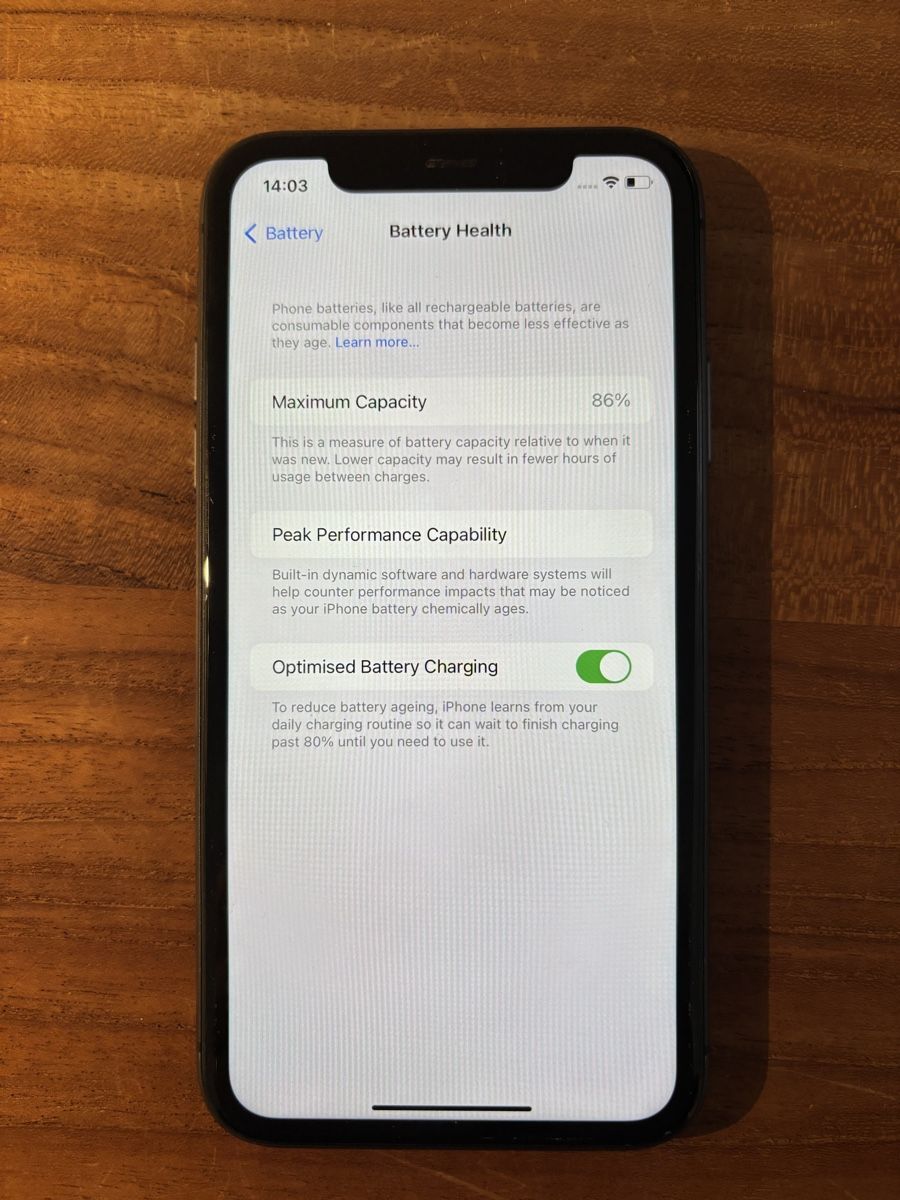 Apple Handys / Smartphones: Apple iPhone 11 128GB Schwarz - Akku 86% – Gebraucht aus Zürich von leo_6qmw 1