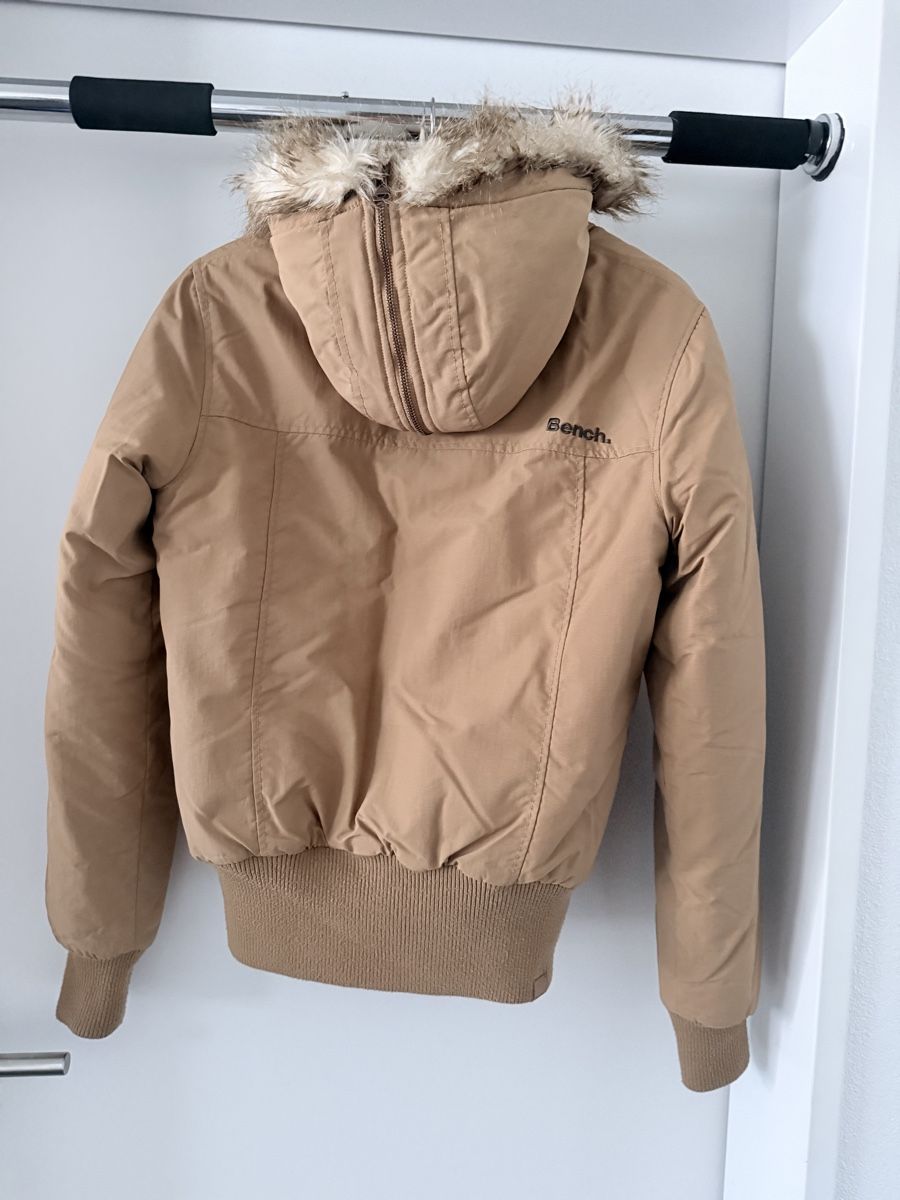 Bench Jacken: Bench Winterjacke Damen - gebraucht  – Gebraucht aus Neuenkirch von Je_Kunz11 1