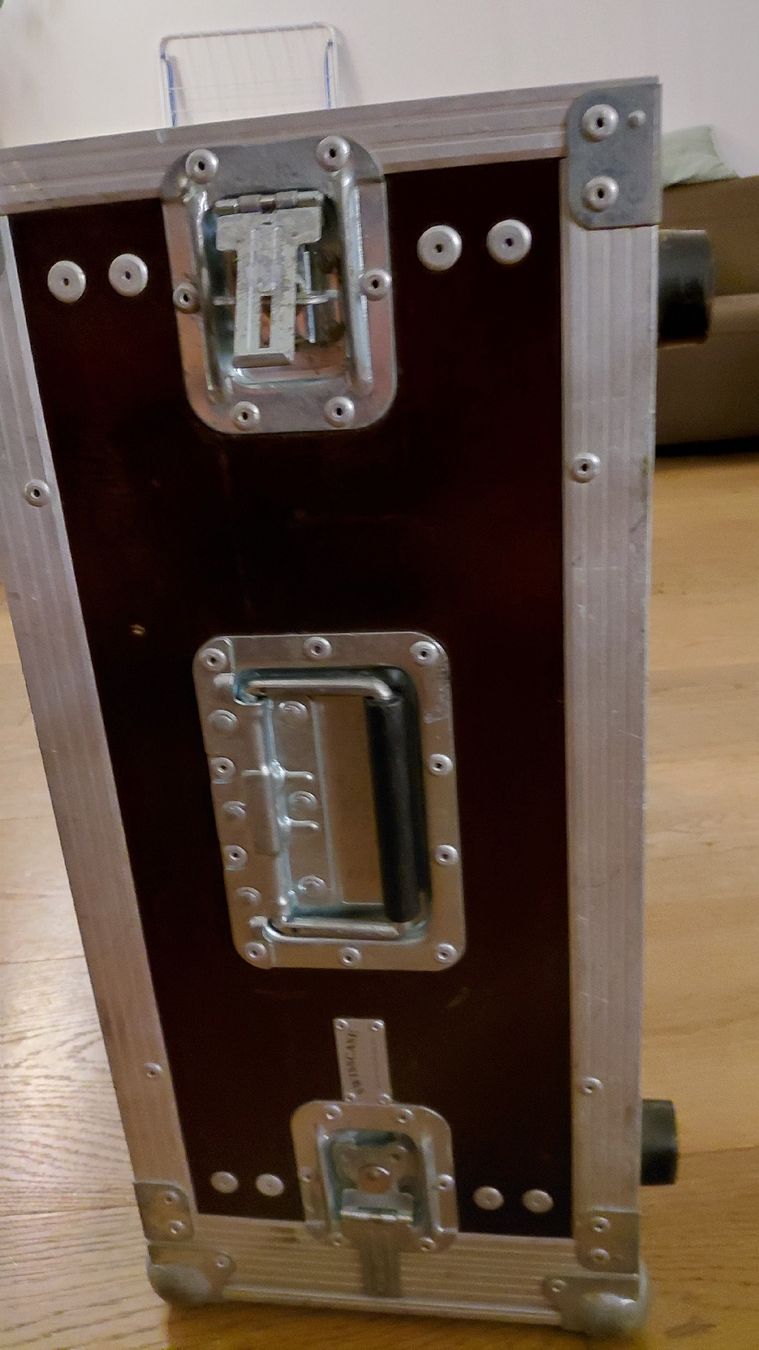 Sonstiges Zubehör: 19 Zoll Case (Swisscase)  – Gebraucht aus Münsingen von fanst77 4