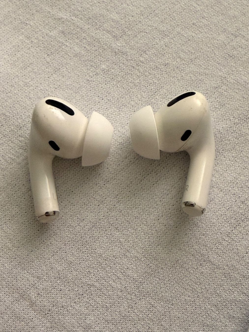 Apple Casques audio: Originale Apple Airpods Pro A2190- Lightning – D'occasion à bülach par Happylion1 3