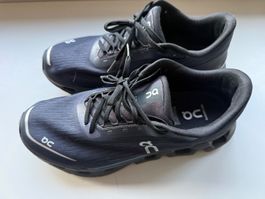 Zu Verkaufen 1 paar on Schuh Grösse 42.5