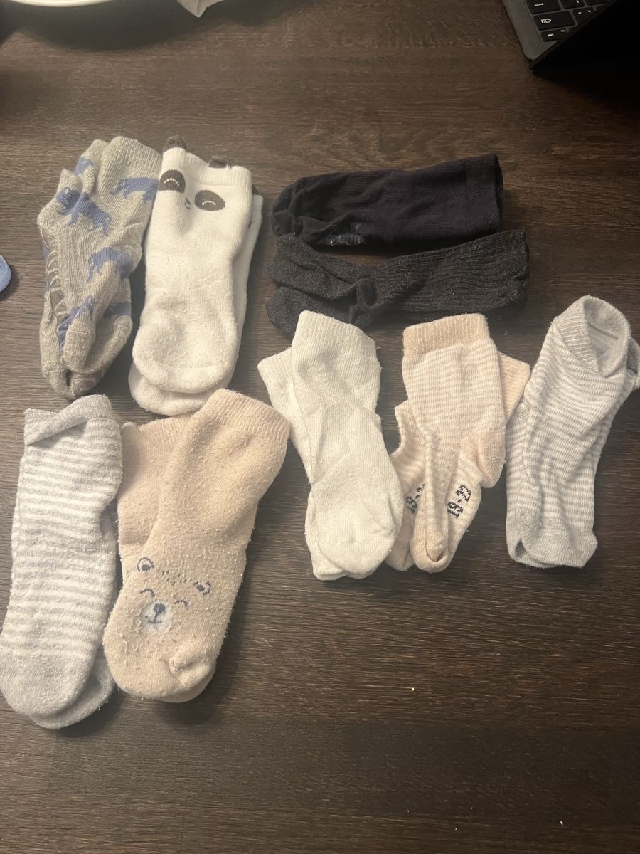 Kleiderpakete & -sets: Kindersocken Grösse 19-22 – Gebraucht aus Meggen von Colin_2000
