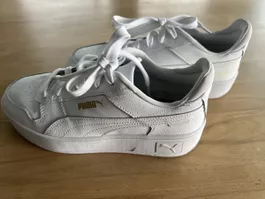 Puma Sneaker weiss goldfarbene Details gebrauchter Zustand