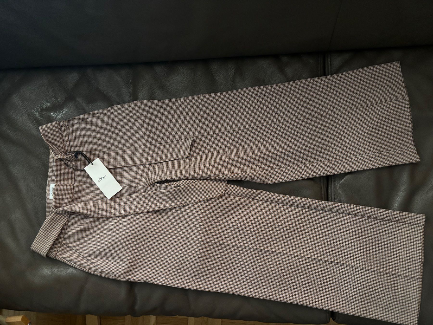 Lots de vêtements: Kleiderpaket – Neuf (Voir description) à Zürich par tinde 6