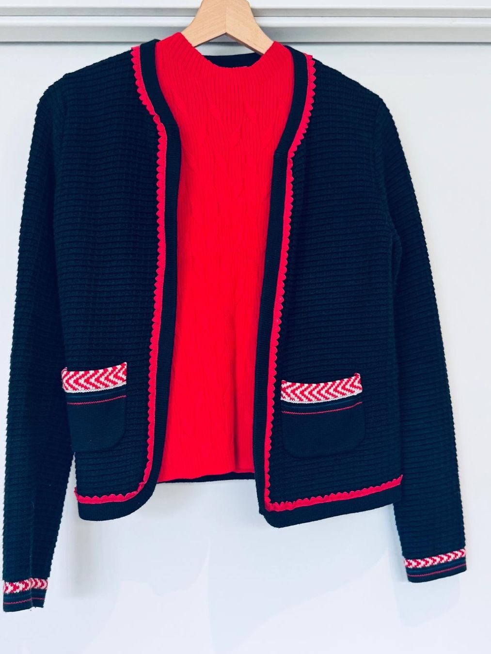 Kookai Giacche: KOOKAI - Boucle Blazer Marine Blau - 34 – Usato da Hergiswil NW venduto da Shintana
