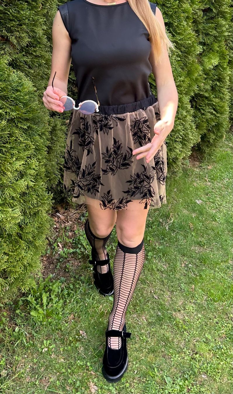 Jupes: Gonna con Elastische Taille di tulle – Neuf (Voir description) à Gordevio par LanaZimm
