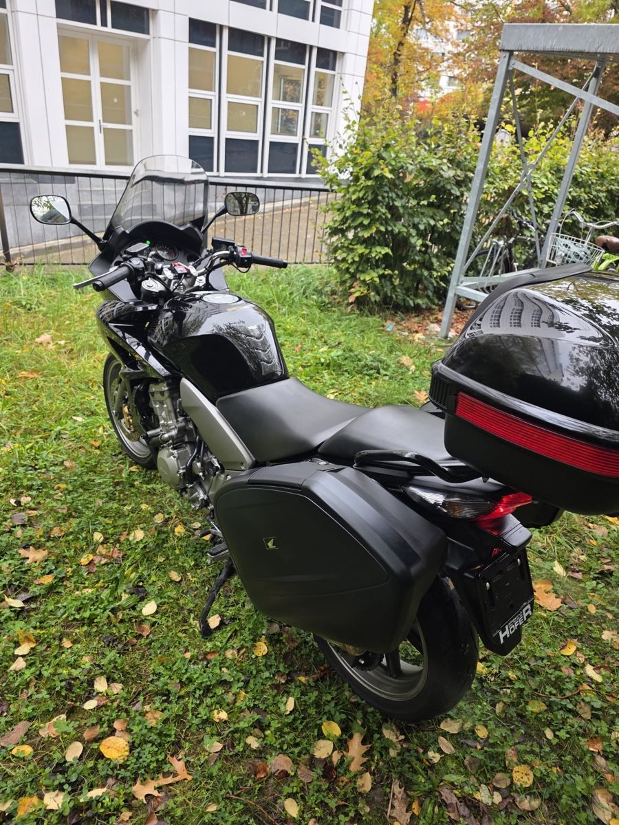 Honda Touring: Honda CBF 1000A – Usato da Winterthur venduto da YARA.2006 9