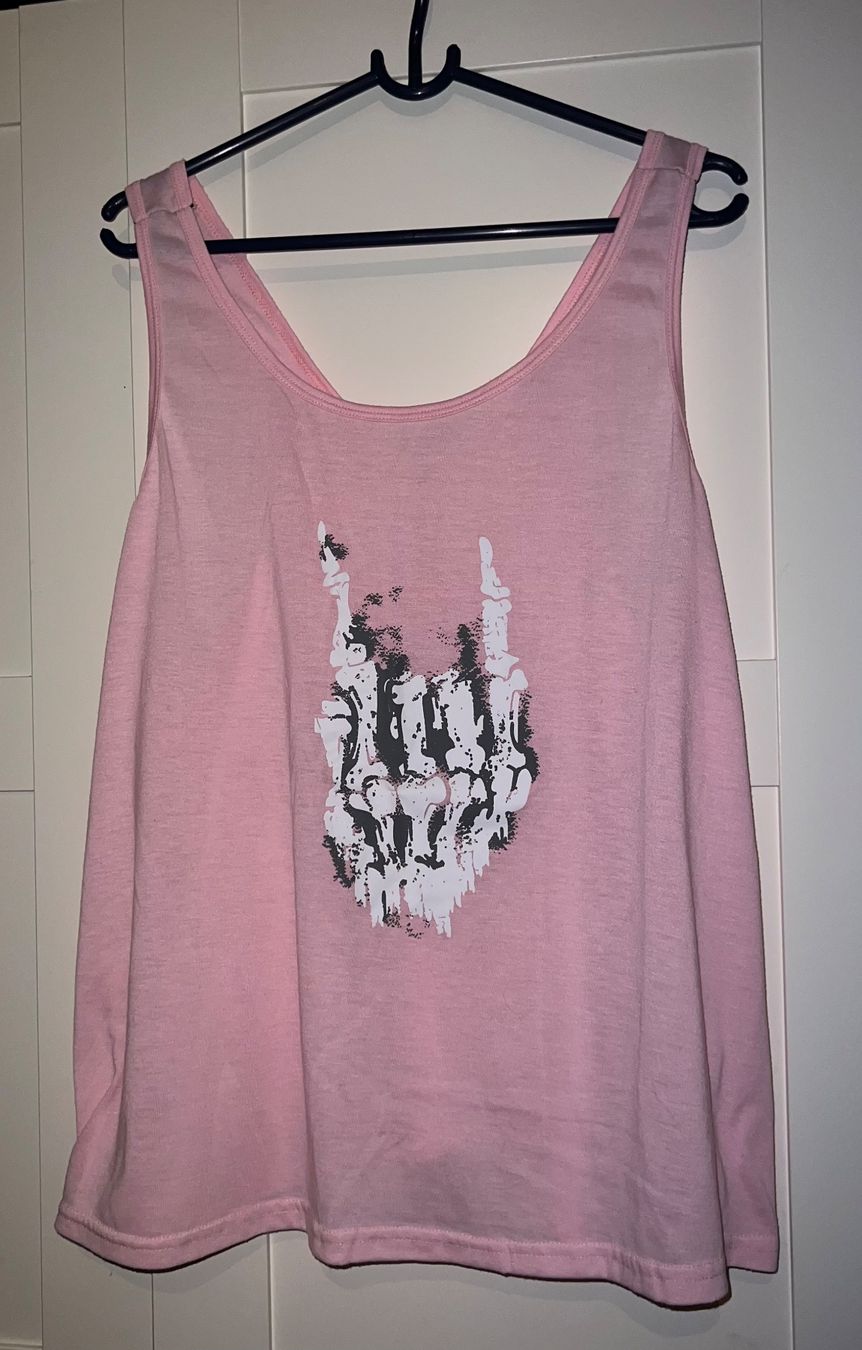 Top: • Oberteil / Shirt • – Usato da Basel venduto da mendoza13
