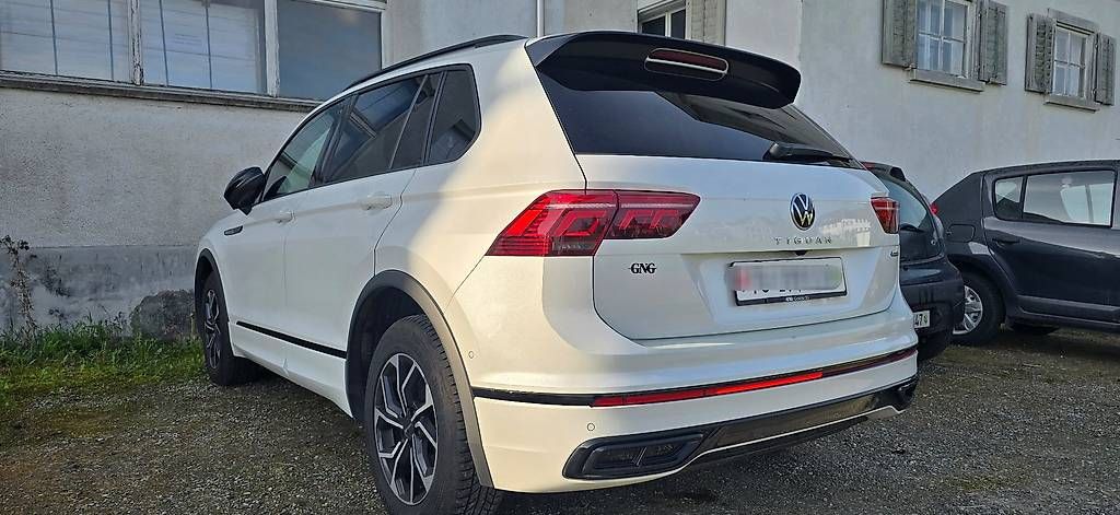 Automobili: VW Tiguan R- Line Black Edition – Usato da Riedt b. Erlen venduto da sfi_zv95 1