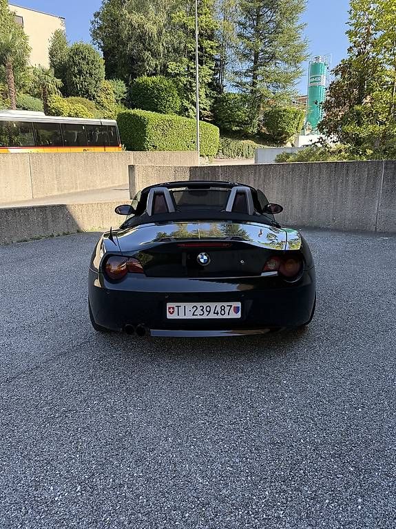 BMW Automobili: BMW Z4 3.0i - 2004 – Usato da Porza venduto da and_pp8z 1