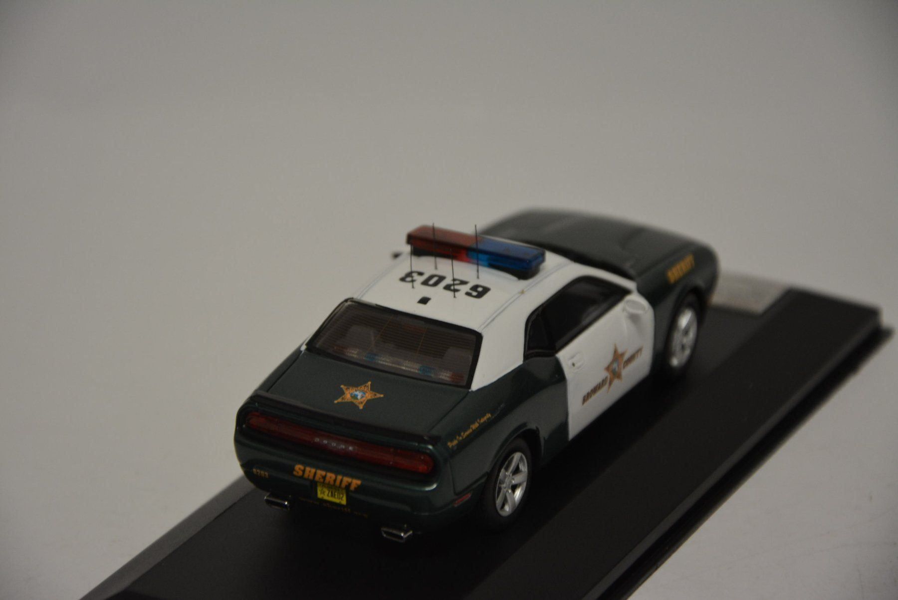 Dodge Modellautos: DODGE Challenger SRT8 2009 , 1:43 – Neu und originalverpackt aus Goldach von Feivel9 6
