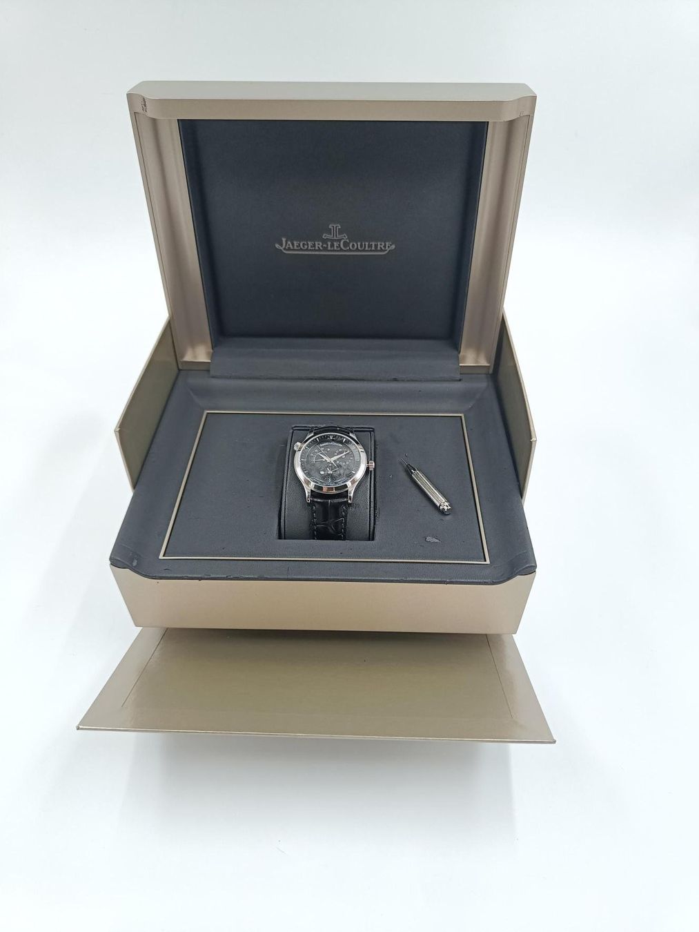 Jaeger-Lecoultre Orologi: JAEGER- LECOULTRE "MASTER GEOGRAPHIC", 38 MM, AUTOMAT – Usato da Luzern venduto da EdiGem 1