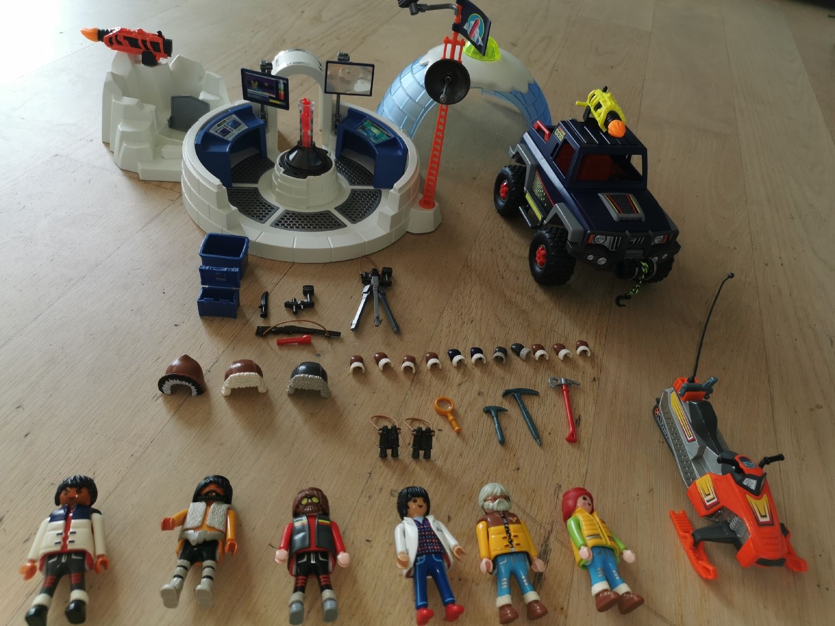 Playmobil Giocattoli: Playmobil Polar Ranger – Usato da Zürich venduto da hem24