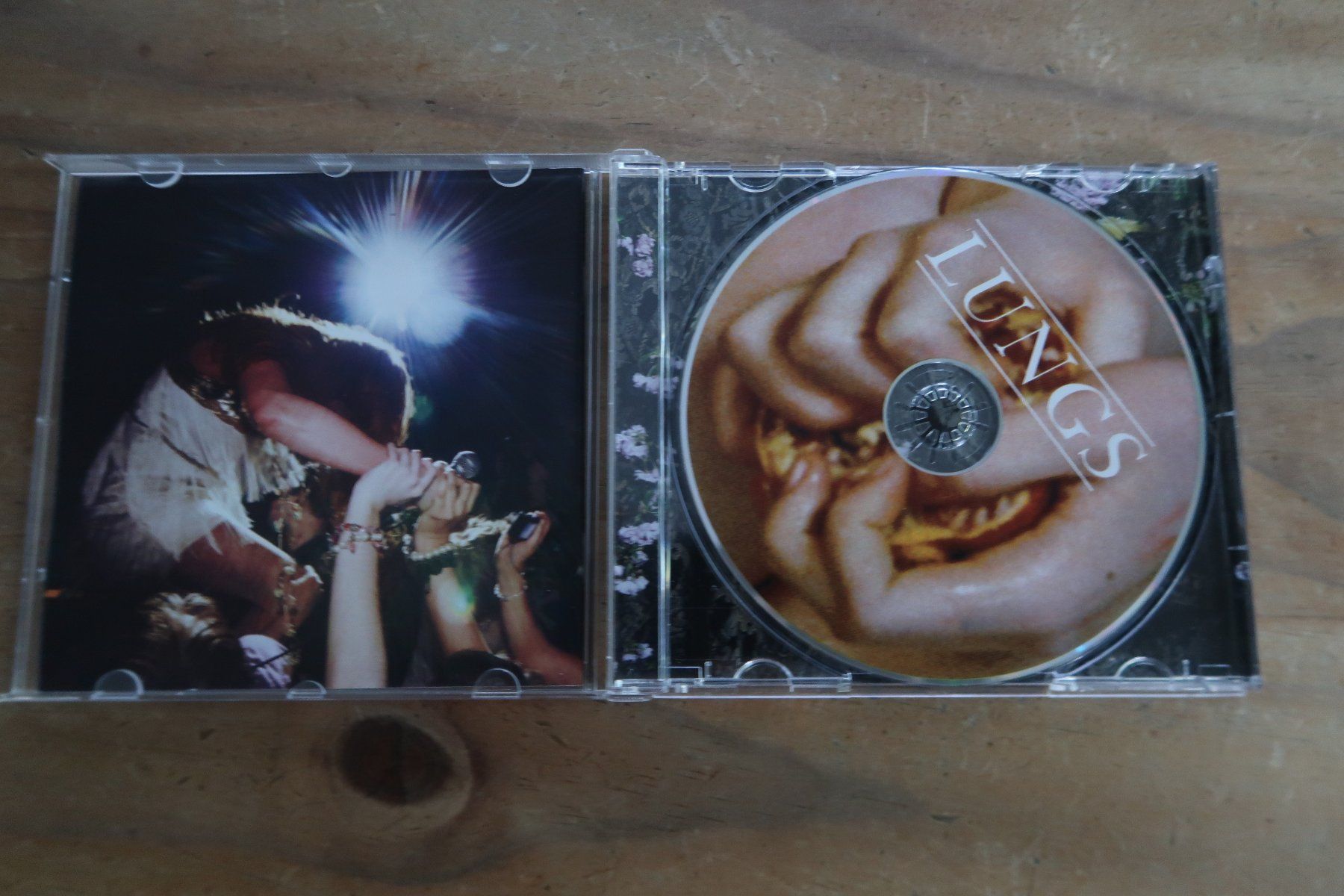 CDs: FLORENCE + THE MACHINE - LINGS - CD – D'occasion à Basel par Patiscat 3