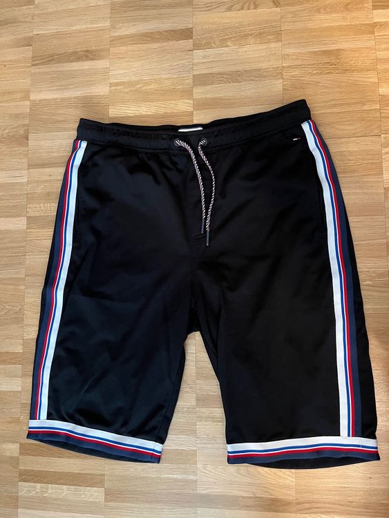 Tommy Jeans Basketball Shorts Kaufen auf Ricardo