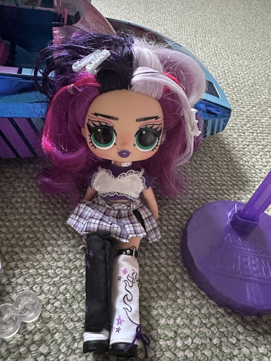 Giocattoli: LOL Surprise Dance Machine – complete set 3 dolls – Usato da Bex venduto da roopa.gorla 2