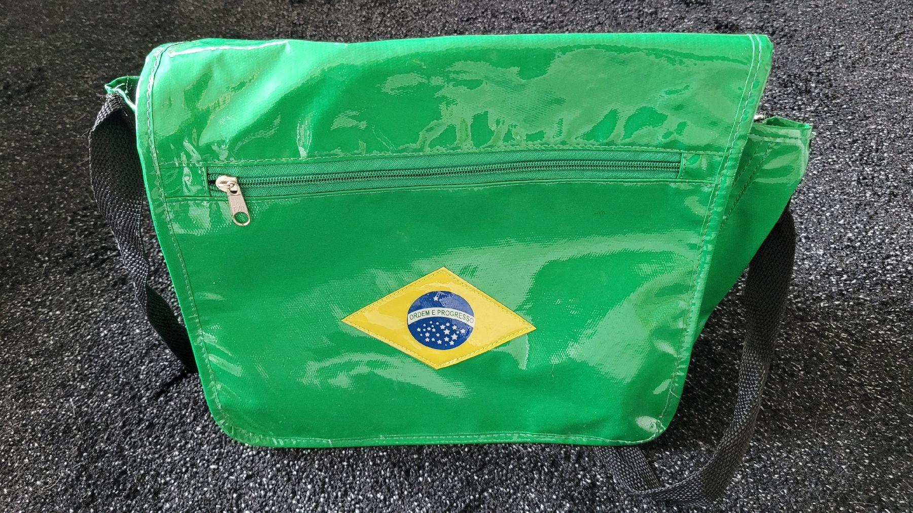 Borse: Brasil Umhängetasche NEU – Nuovo (secondo la descrizione) da Linthal venduto da Mhexli