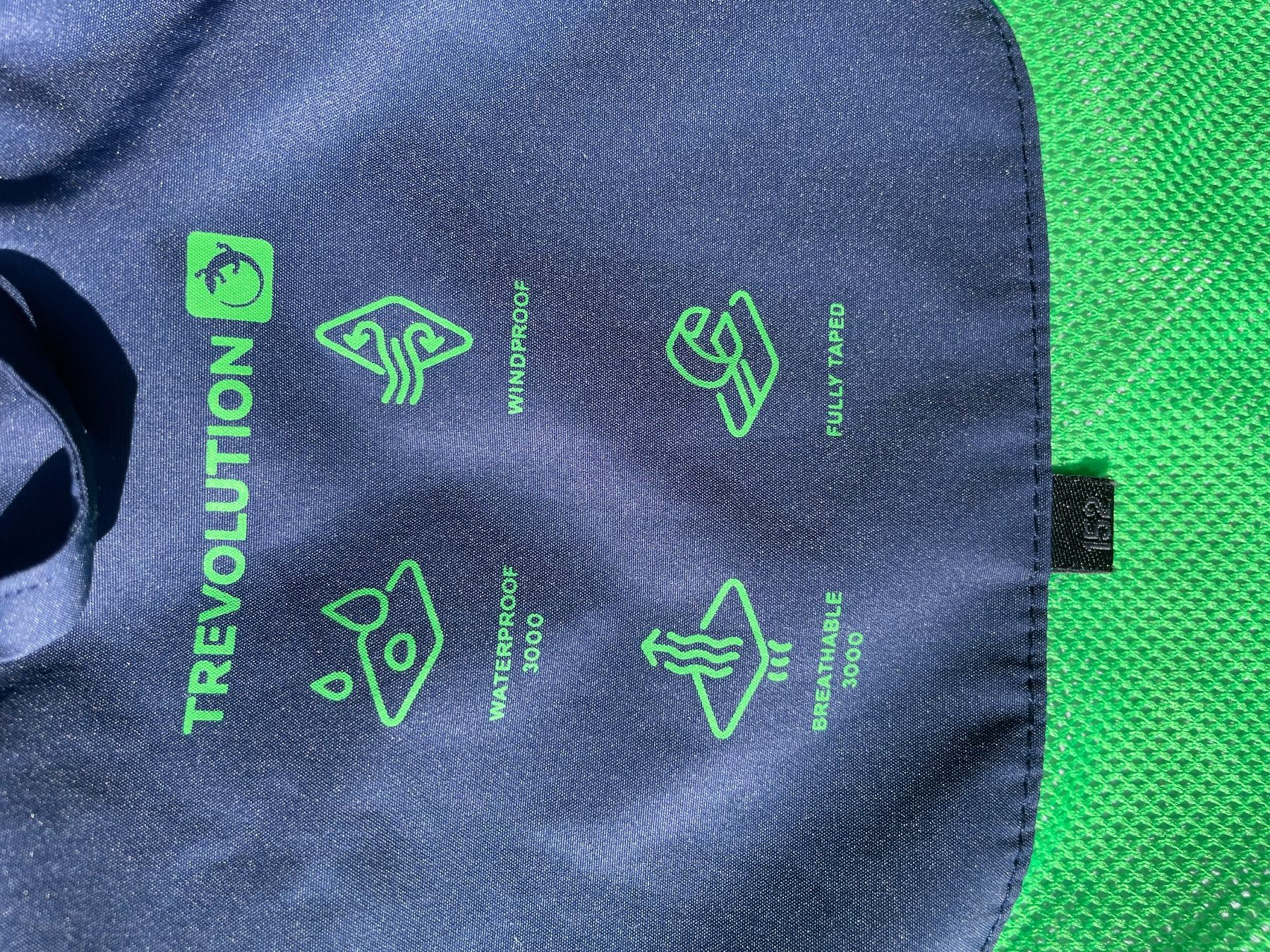 Trevolution Giacche: Softshell-Jacke Trevolution Gr. 152 – Usato da Uster venduto da scp25 3