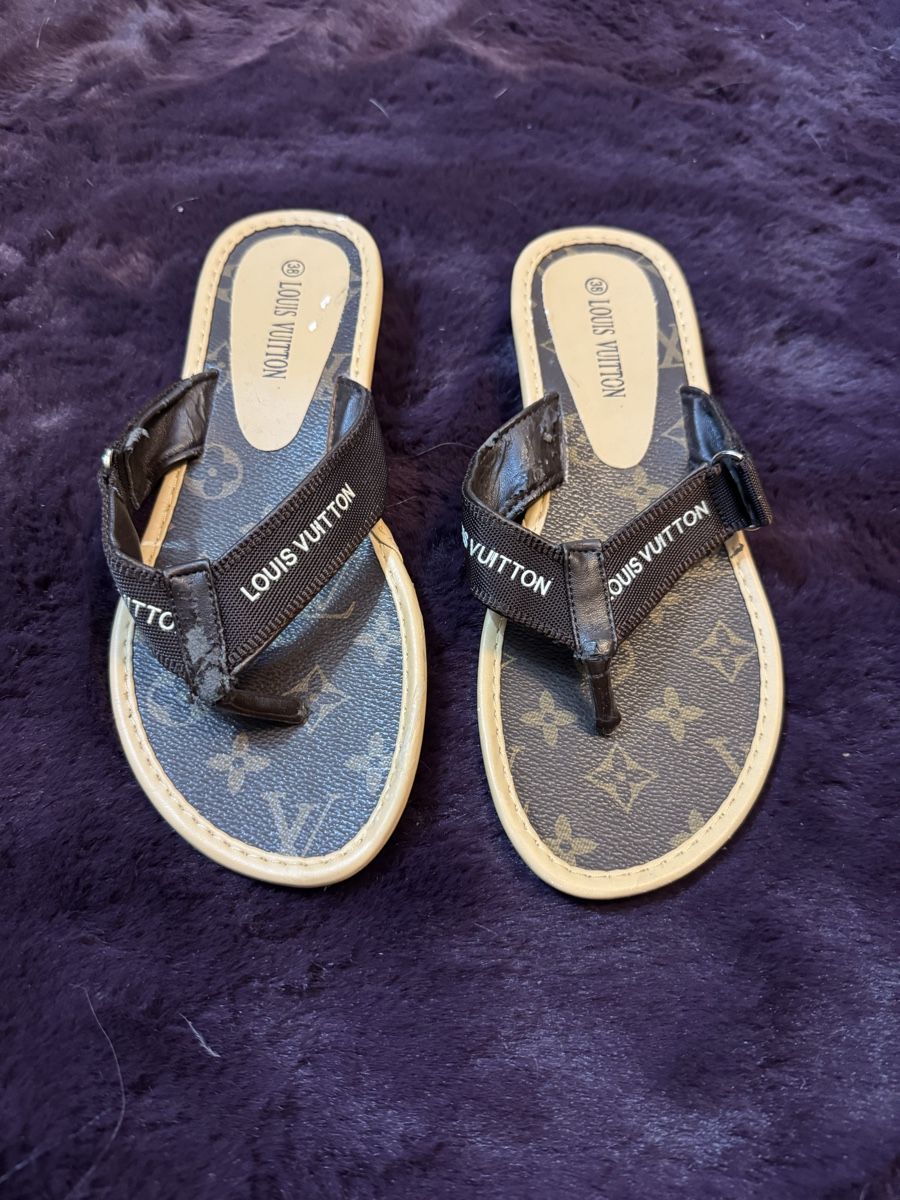Damenschuhe: Louis Vuitton Schuhe Damen 37,5 – Neu (gemäss Beschreibung) aus Zürich von Privat4444 1