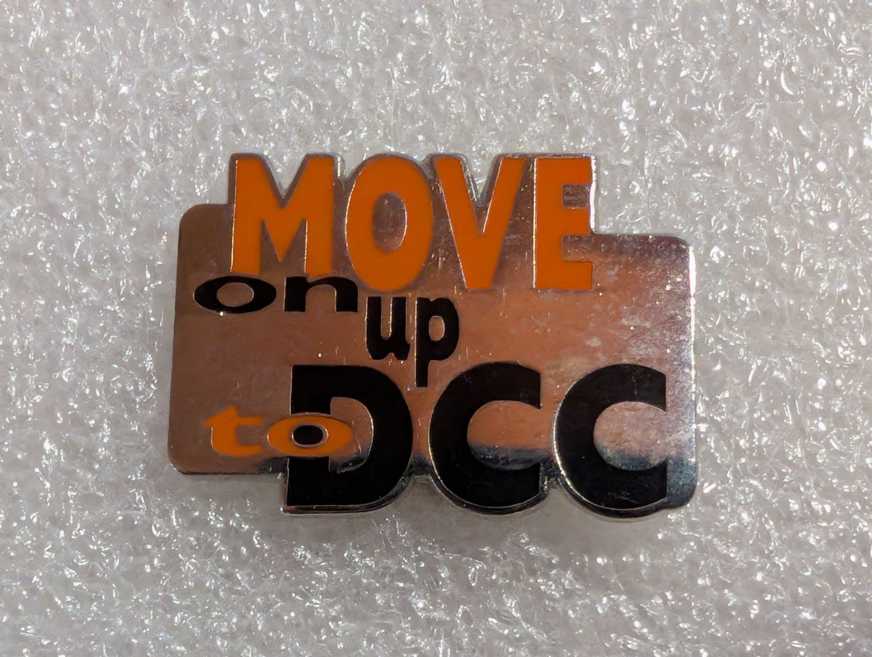 Placchette & Badge: Ansteckpin 303: DCC – Usato da Oppligen venduto da Pin-Fall-Shop