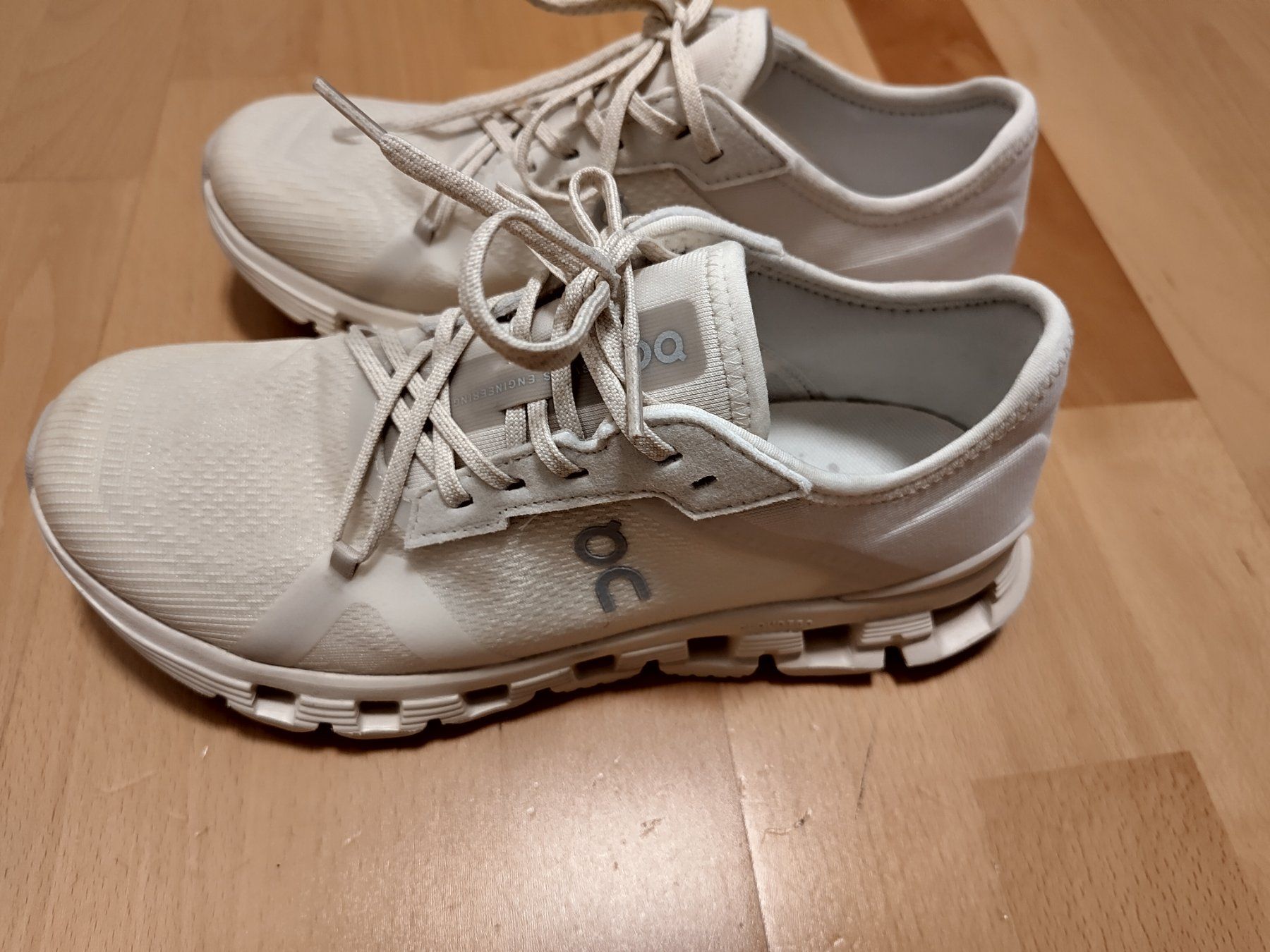 On Scarpe da donna: On Cloud X 4 AD / 38 – Nuovo (secondo la descrizione) da Zürich venduto da EmmaRama 1