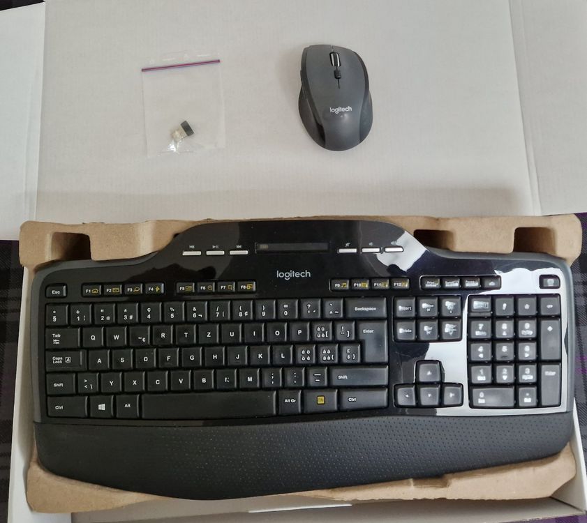 Acheter CH-DE Tastatur Maus Logitech und Wireless MK710 sur Ricardo |