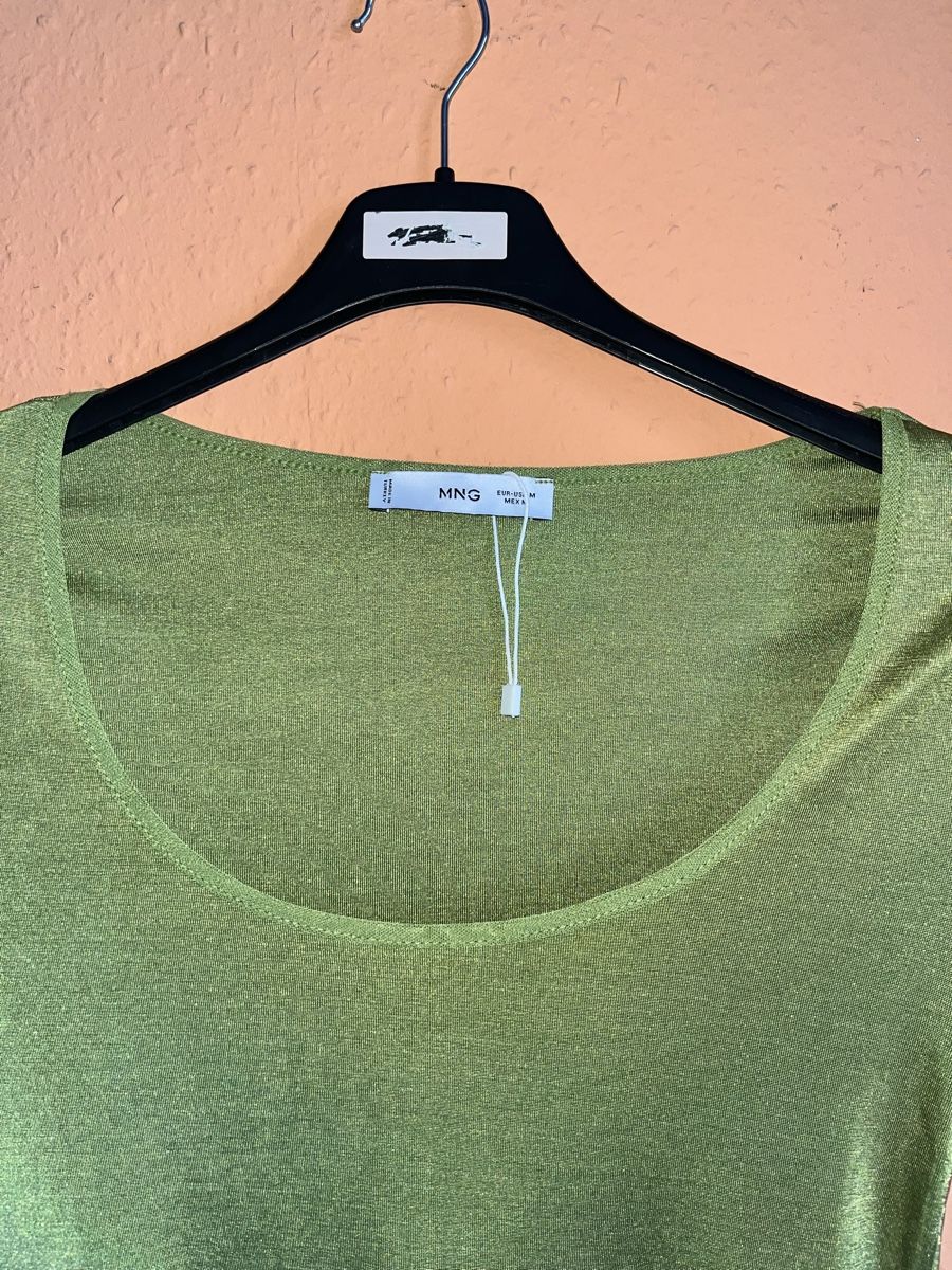 Top: Top Mango neuf, taille M – Nuovo (secondo la descrizione) da Genève venduto da nou_z96k 1