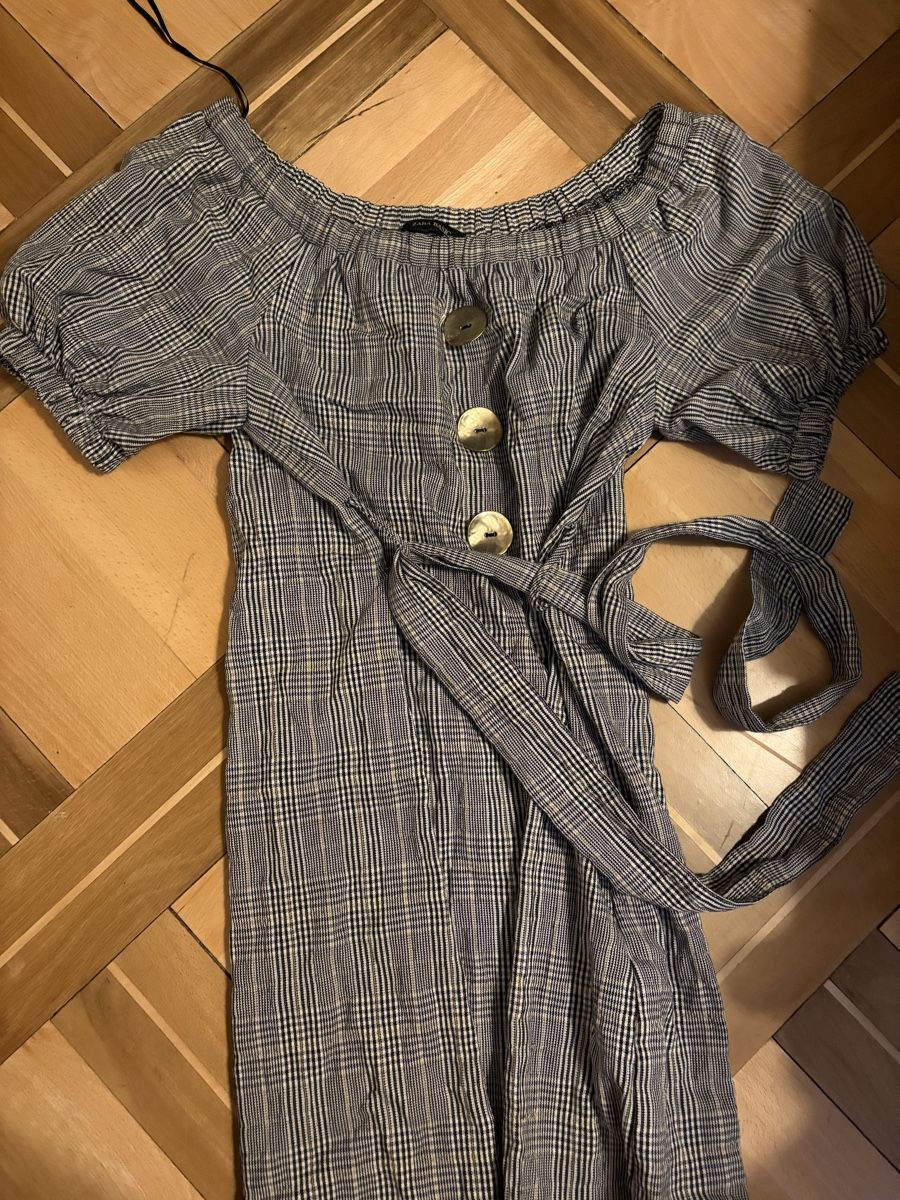 Zara Lotti di vestiti: 9 Zara Kleider XS – Usato da st. gallen venduto da everythingyouwishfor 6