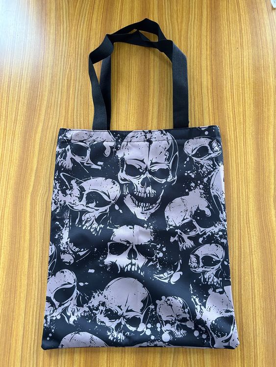 Puckator Einkaufstasche Aus Recyceltem Kunststoff – Totenkopf & Rosen-Design, Umweltfreundlich & Robust
