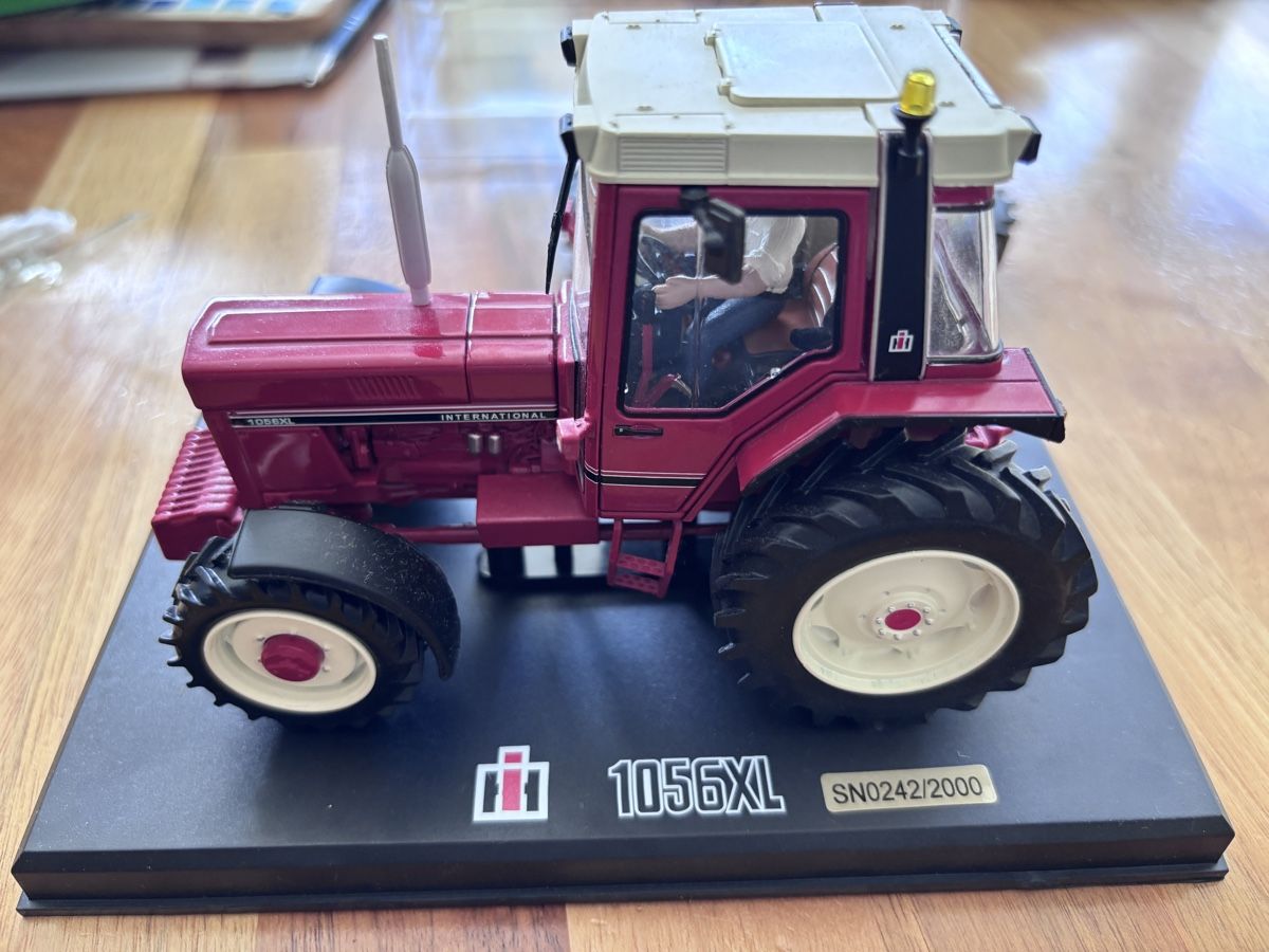 Traktoren: Replicagri International 1056XL – Neu (gemäss Beschreibung) aus Courgenay von Mthunderball