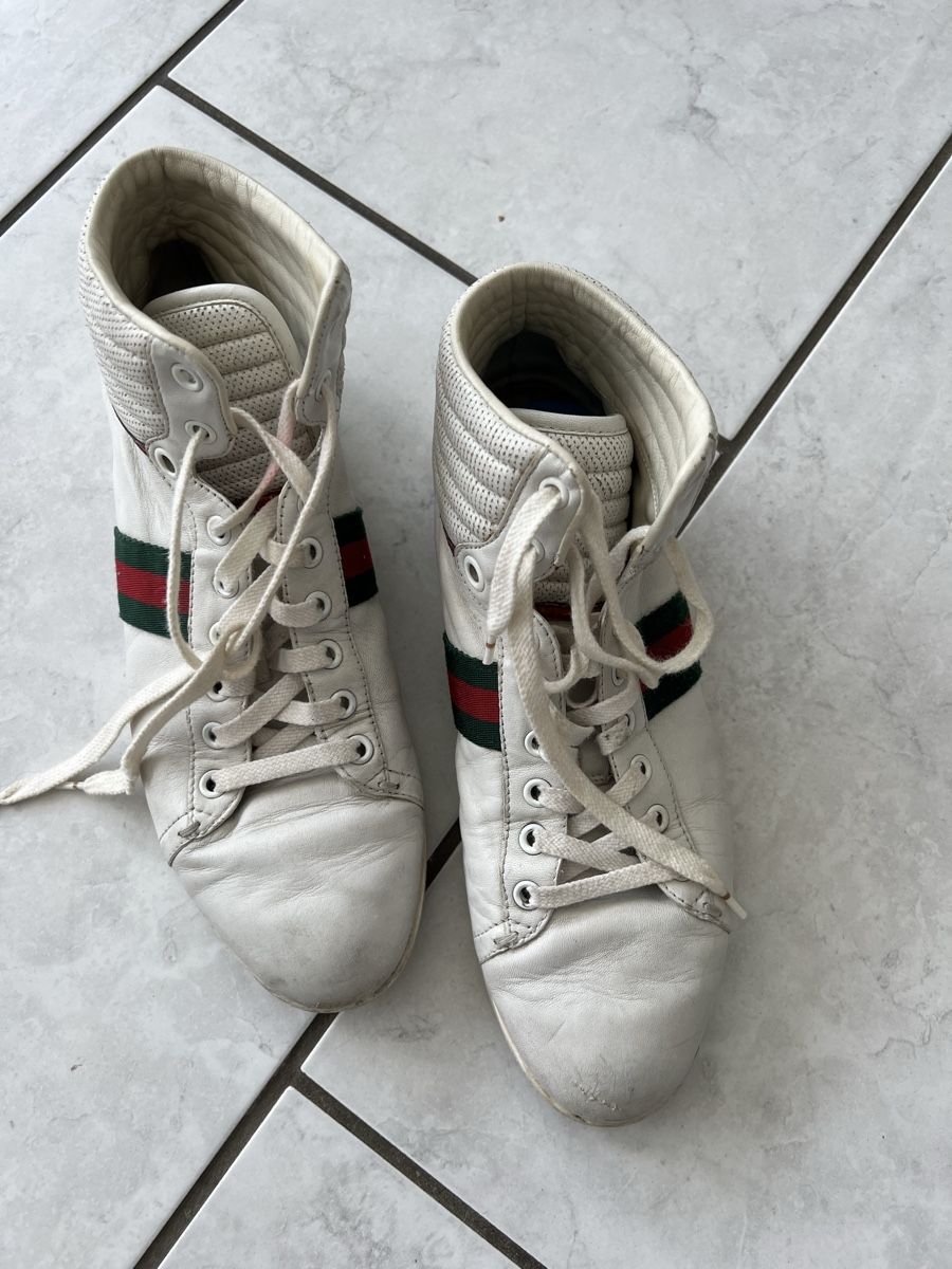Gucci Scarpe da donna: Gucci-Schuhe  – Usato da Ebmatingen venduto da Samato