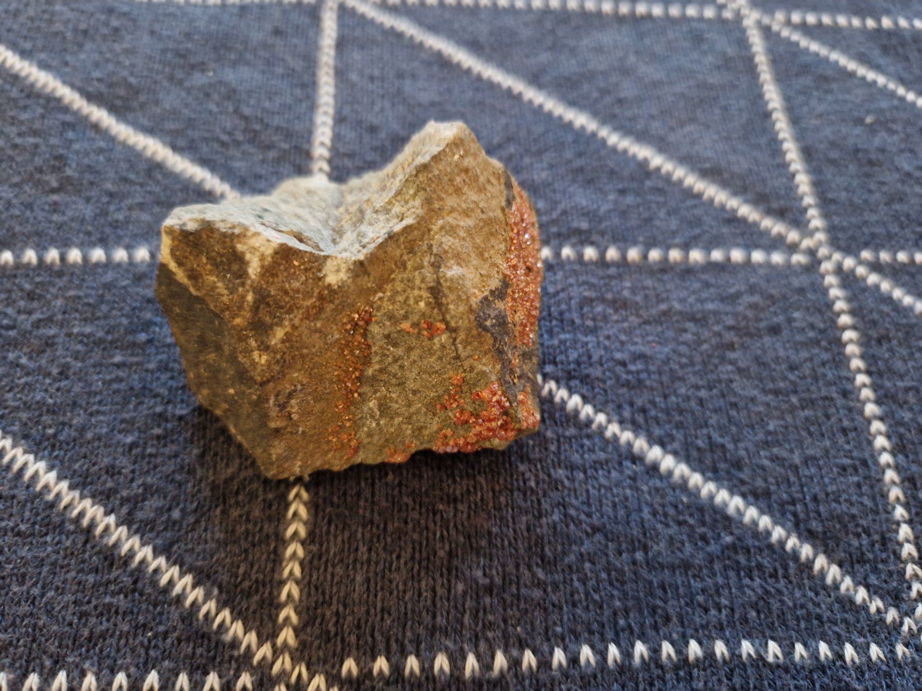 Mineralien & Heilsteine: Vanadinit – Gebraucht aus MUEHLAU von ibo_5c7d 1