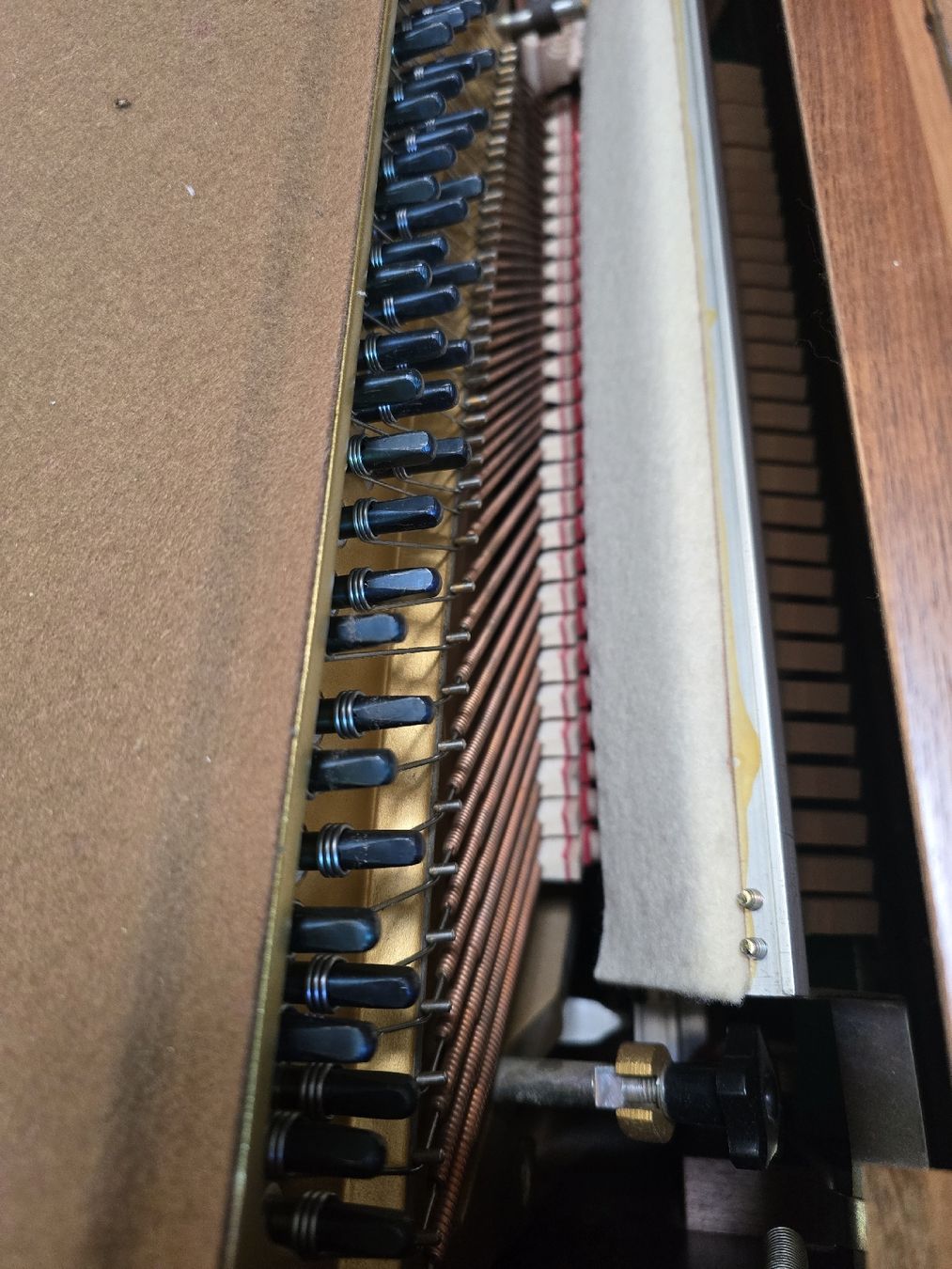 Yamaha Strumenti musicali: Klavier Yamaha C2764644 mit Hocker – Usato da Basel venduto da Esso123 7