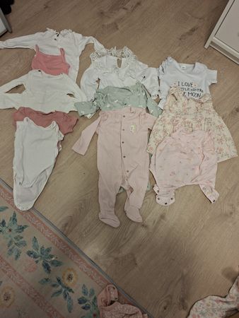 Baby Kleidung Set gemischt guter Zustand 0 bis 6 Monate