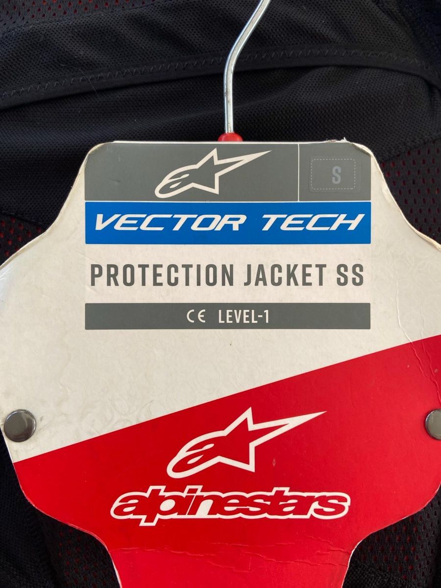 Alpinestars Protezioni & Imbottiture: Oberkörper Protektor AlpineStar Top Zustand  – Usato da Rietheim venduto da Bjoern.z 2